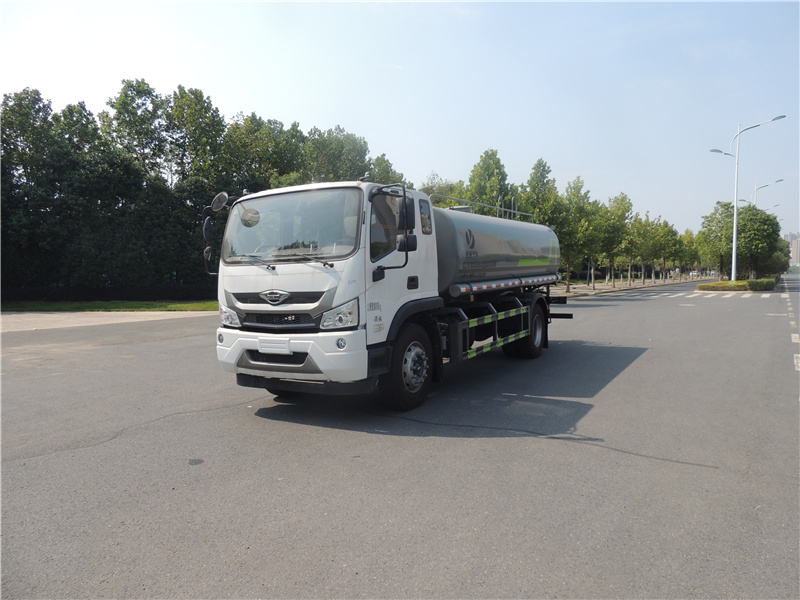 ����ӯͨ��܇�����|�L(f��ng)�{(l��n)�ƞ����a(ch��n)�S